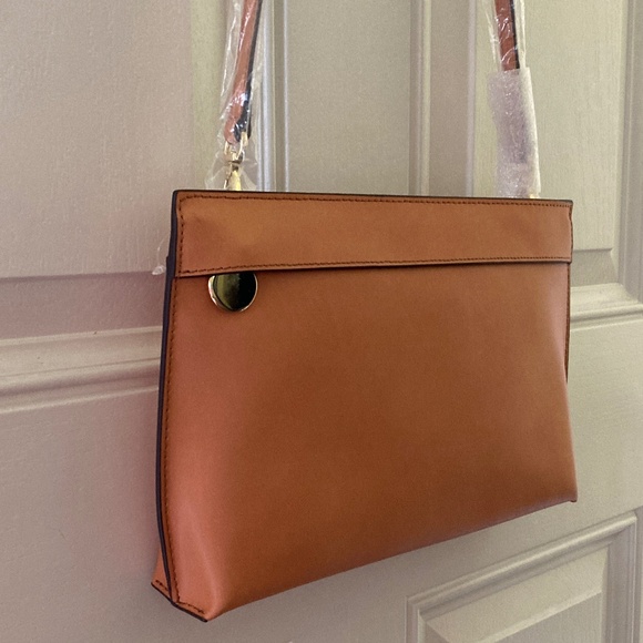 G.I.L.I. Leather Zip Convertible Pouch/Terra Smooth/Gold Tone/NEW/REDUCED PRICE! - Picture 5 of 8